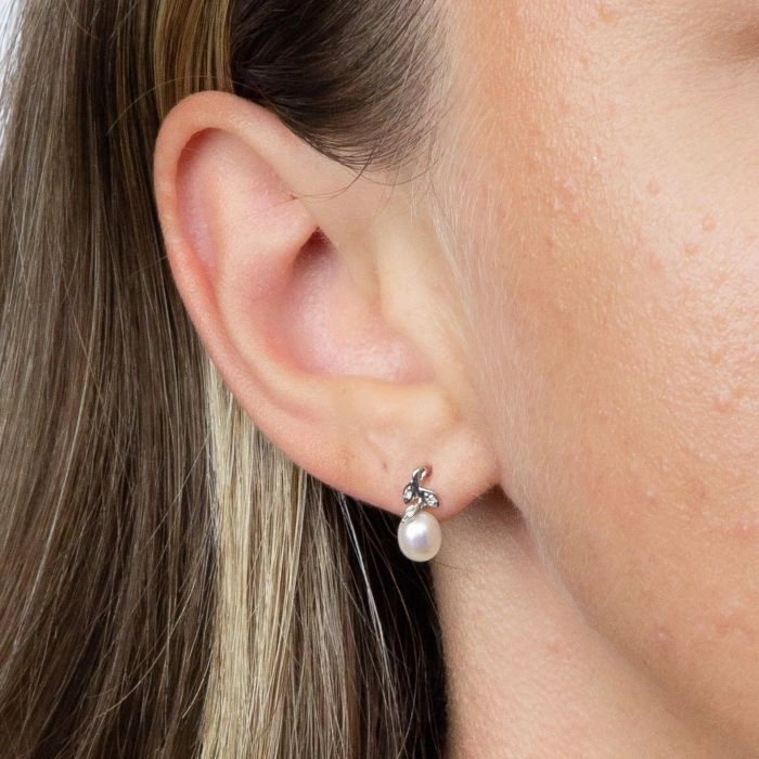 9ct White Gold Freshwater Pearl and Diamond Earrings GE2342W