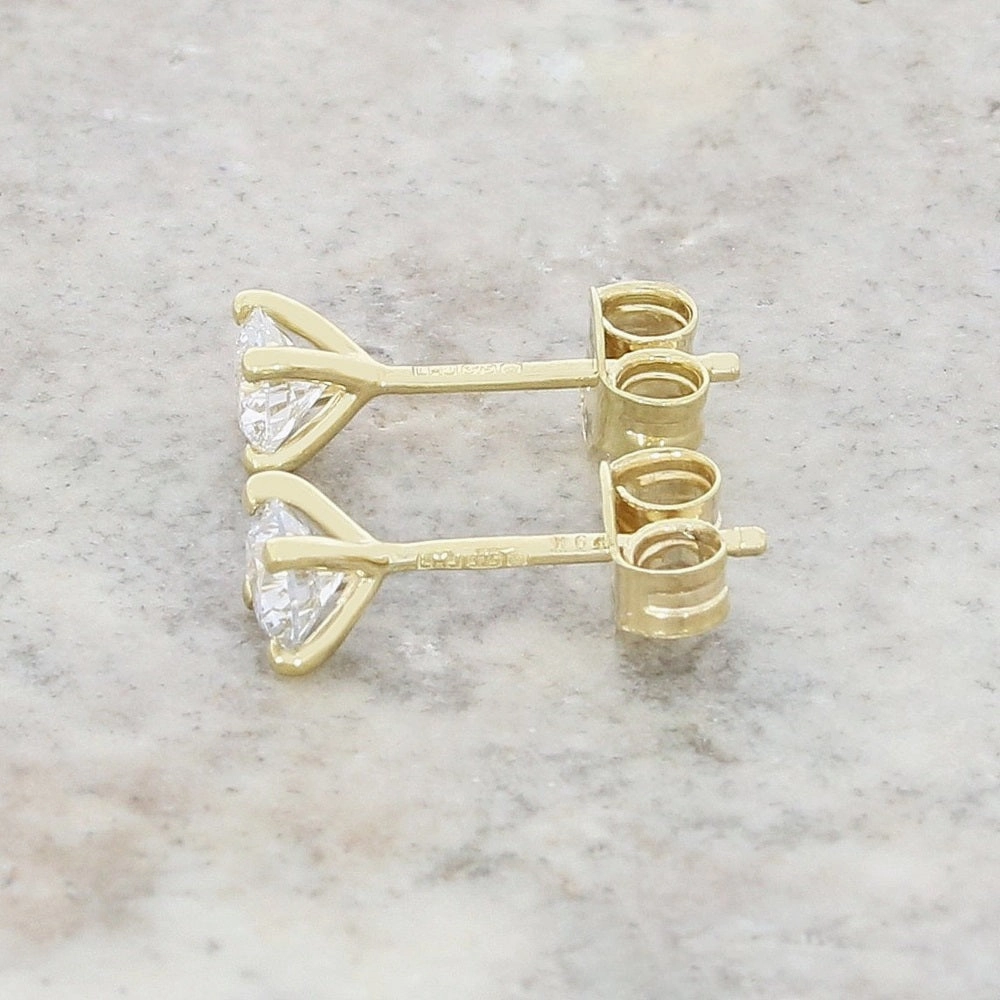 9ct Yellow Gold 0.76cts Lab Grown Brilliant Cut Diamond Stud Earrings