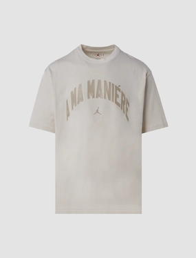 A MA MANERE T-SHIRT
