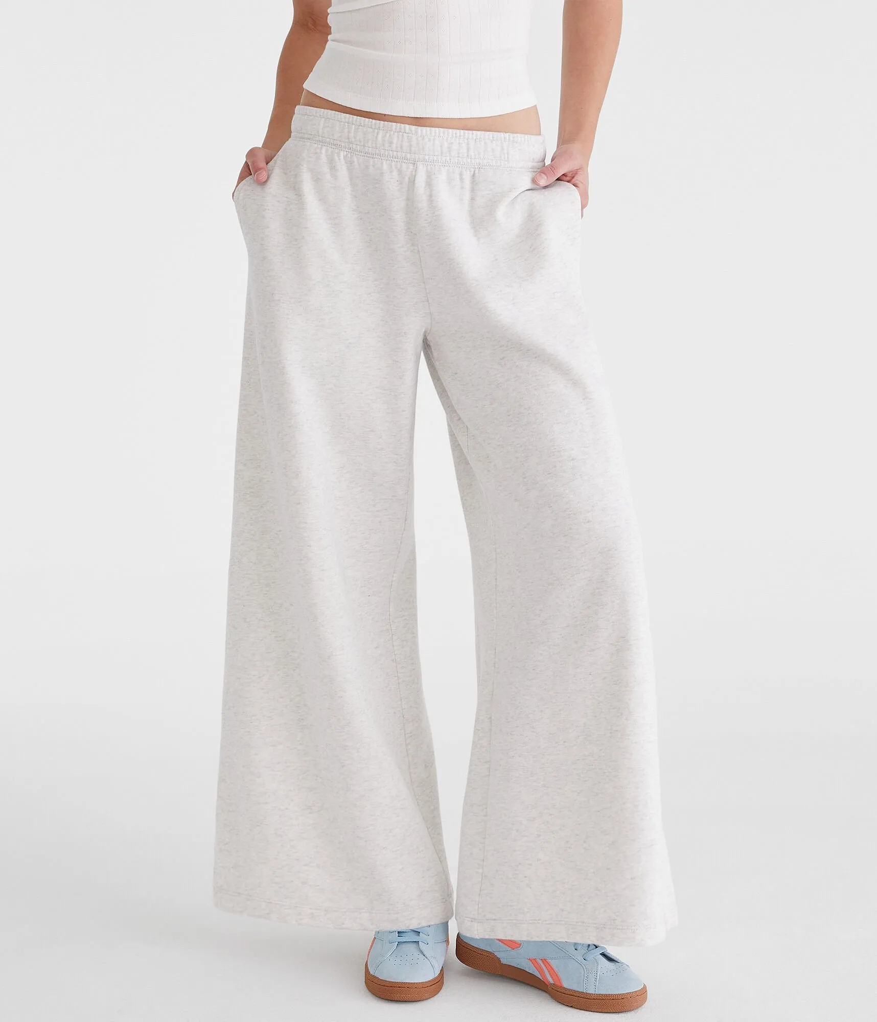 Aeropostale Mid-Rise Super Wide Leg Sweatpants