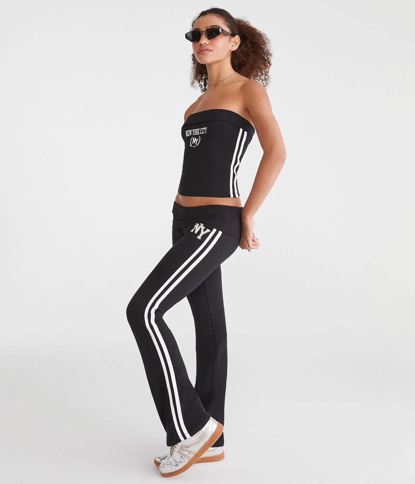 Aeropostale Ny Mid-Rise Fold-Over Flare Leg Pants