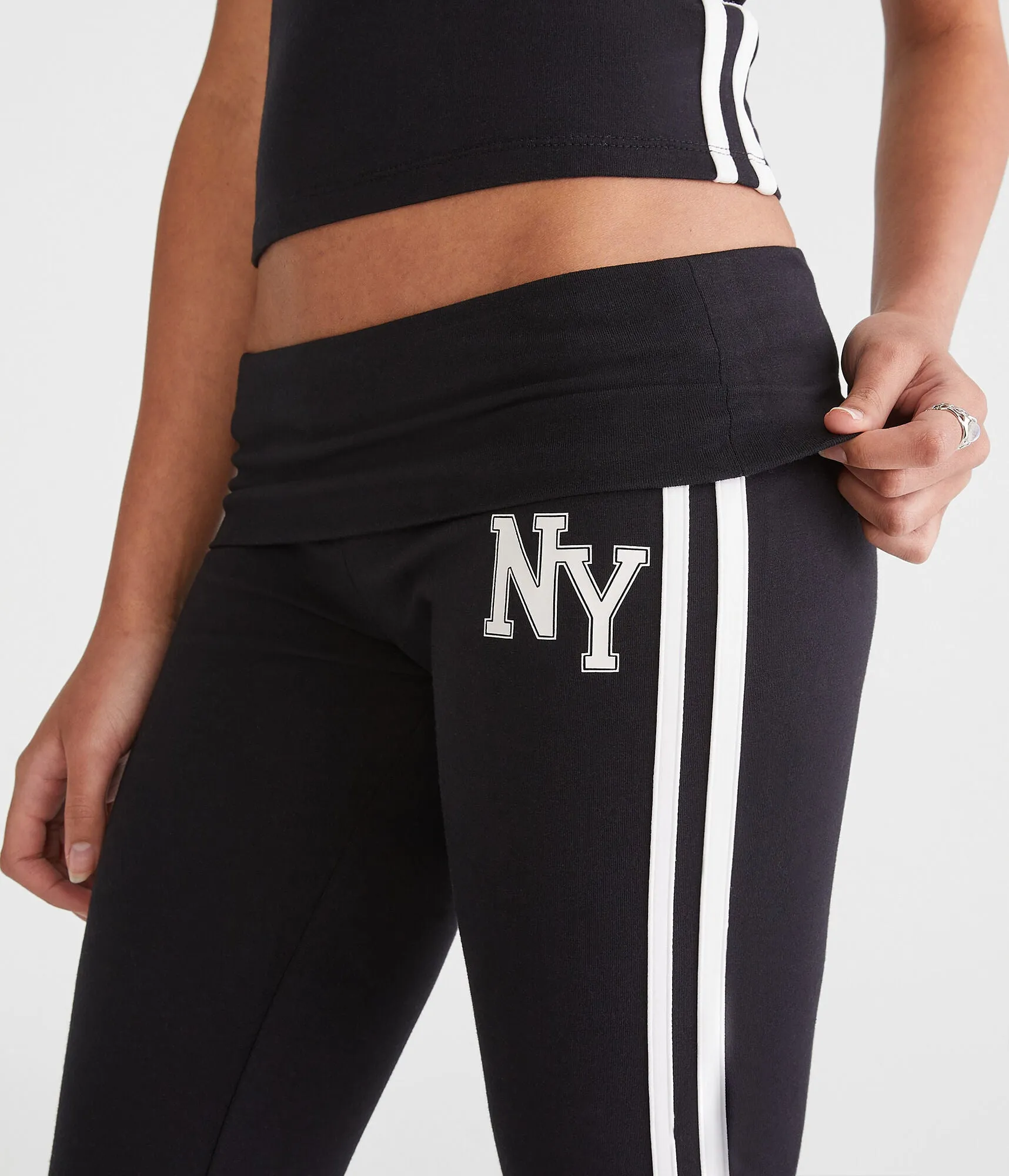 Aeropostale Ny Mid-Rise Fold-Over Flare Leg Pants