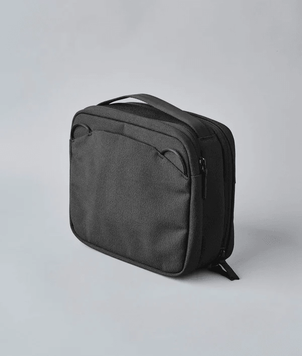 Alpaka Headphone Case
