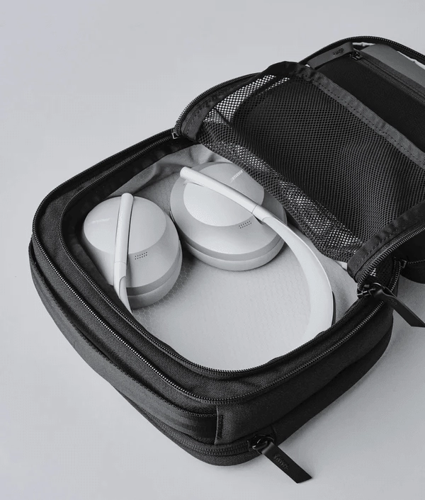Alpaka Headphone Case