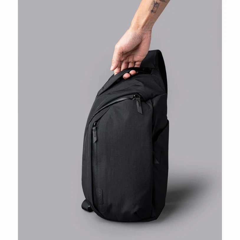 Alpaka Metro Crossbody Right Shoulder Axoflux 210D