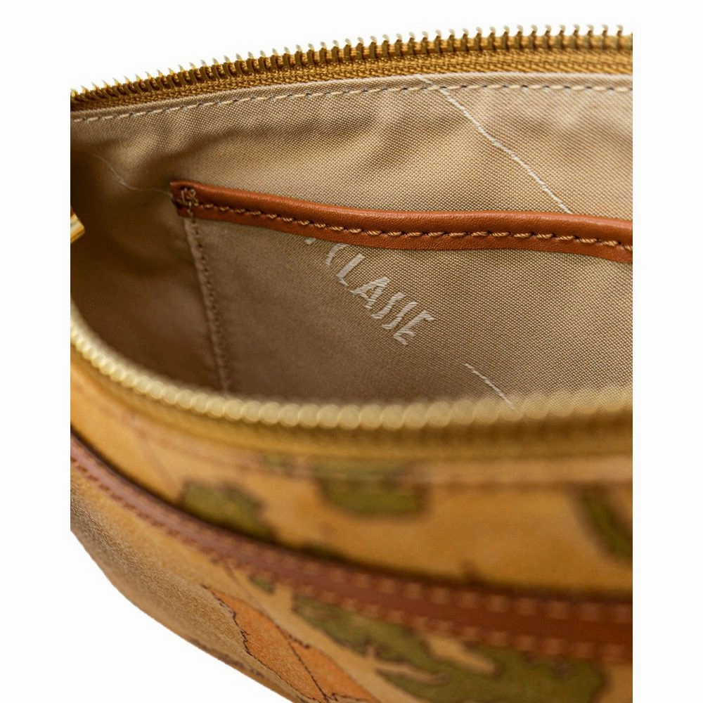 Alviero Martini Prima Classe Beige Leather Handbag