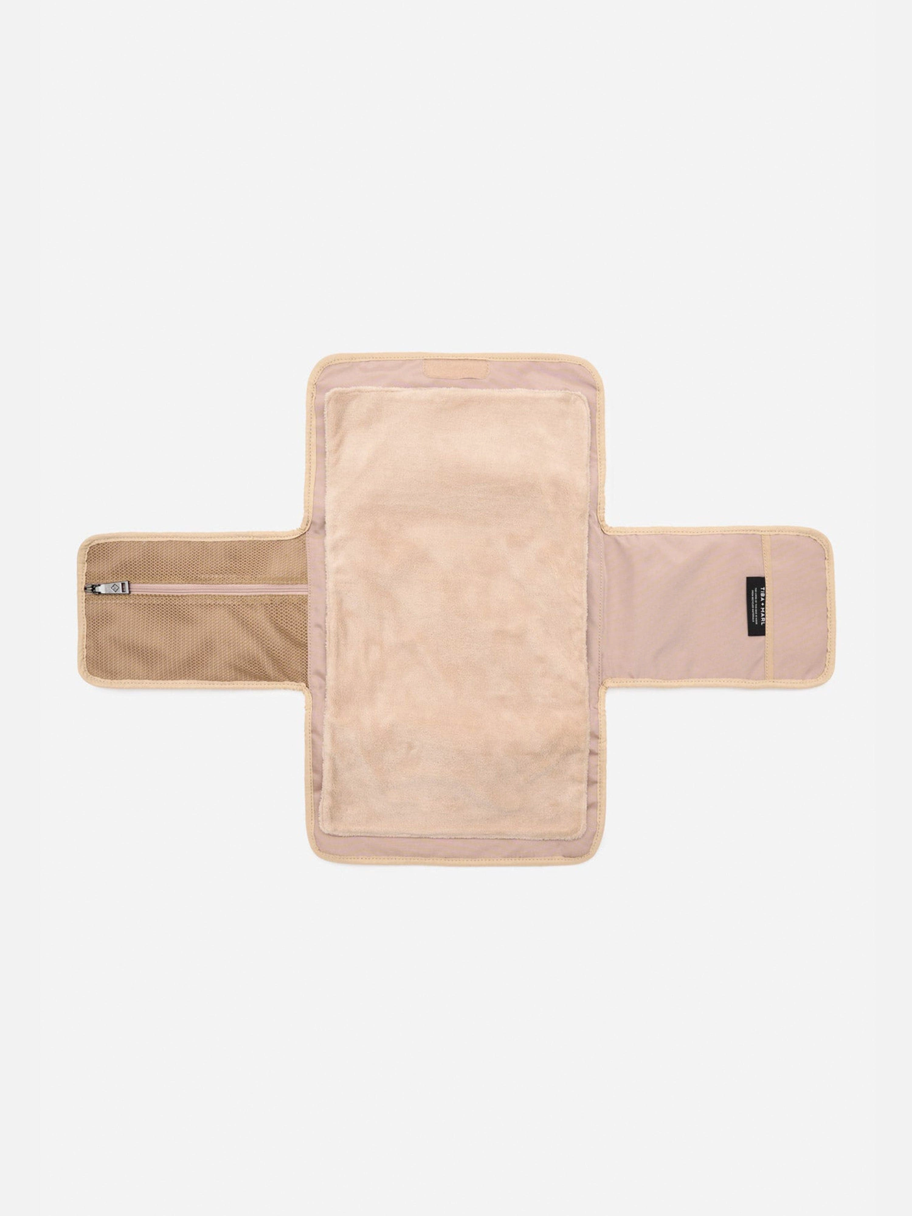 Baby Etta Changing Clutch Borg Fleece in Beige (33cm)