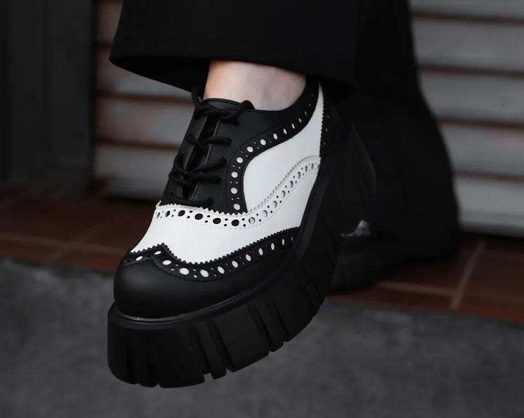 Black & White TUKskin? Anarchic Airship Brogue