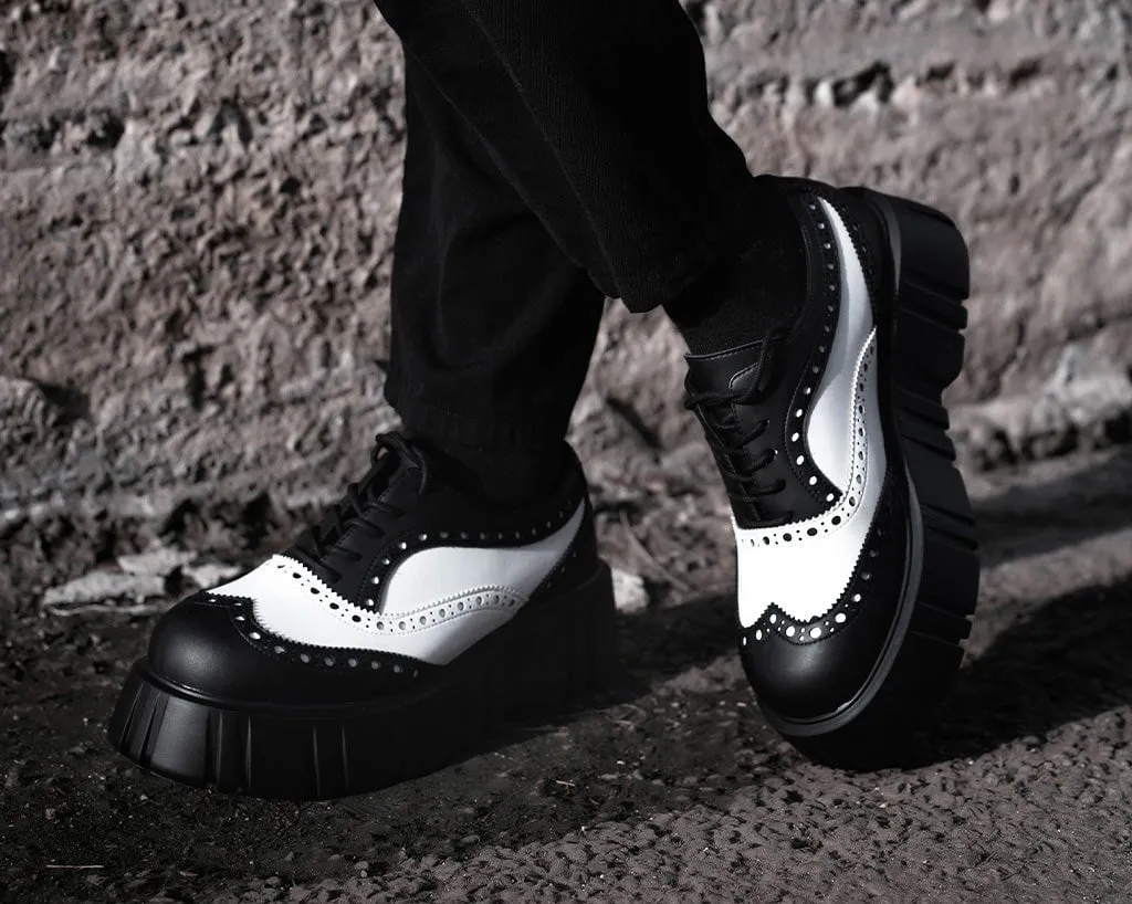Black & White TUKskin? Anarchic Airship Brogue