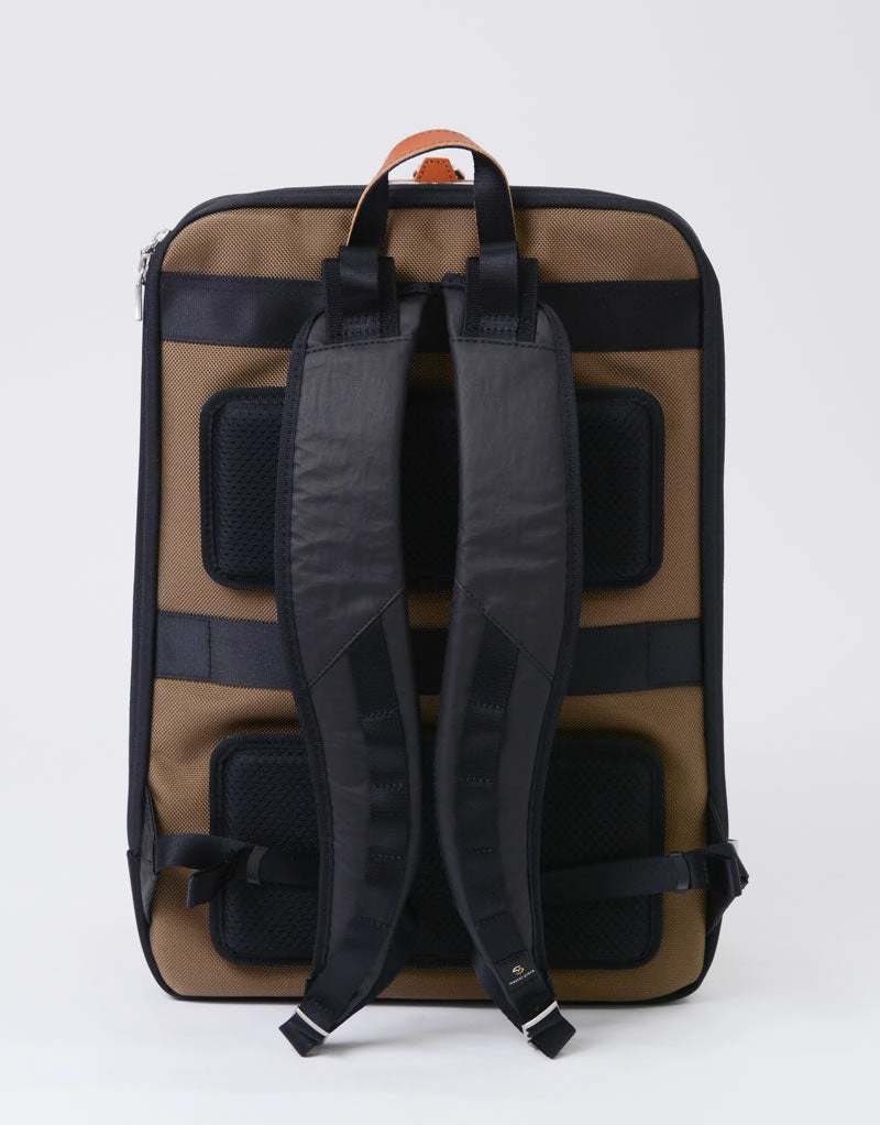 Bump Backpack L No.04070