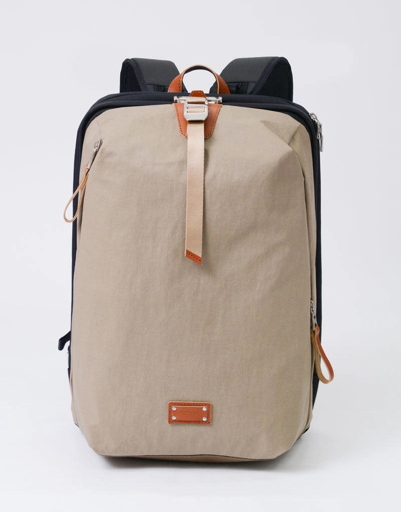 Bump Backpack L No.04070