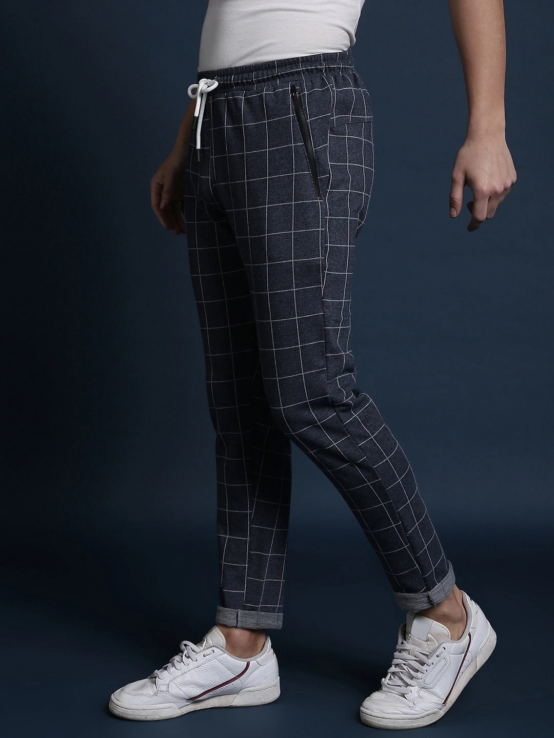 Campus Sutra Men Stylish Striped Joggers