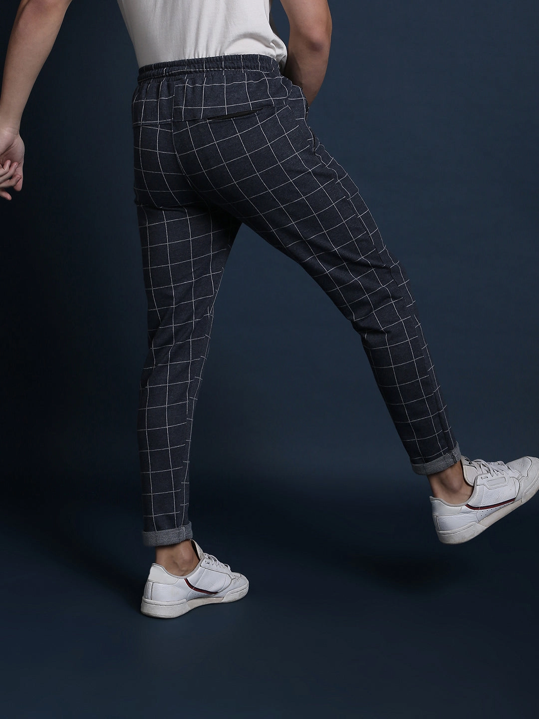 Campus Sutra Men Stylish Striped Joggers