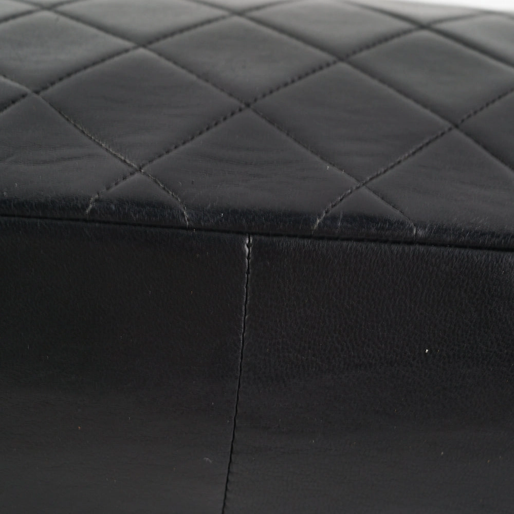 Chanel Medium Diana Black