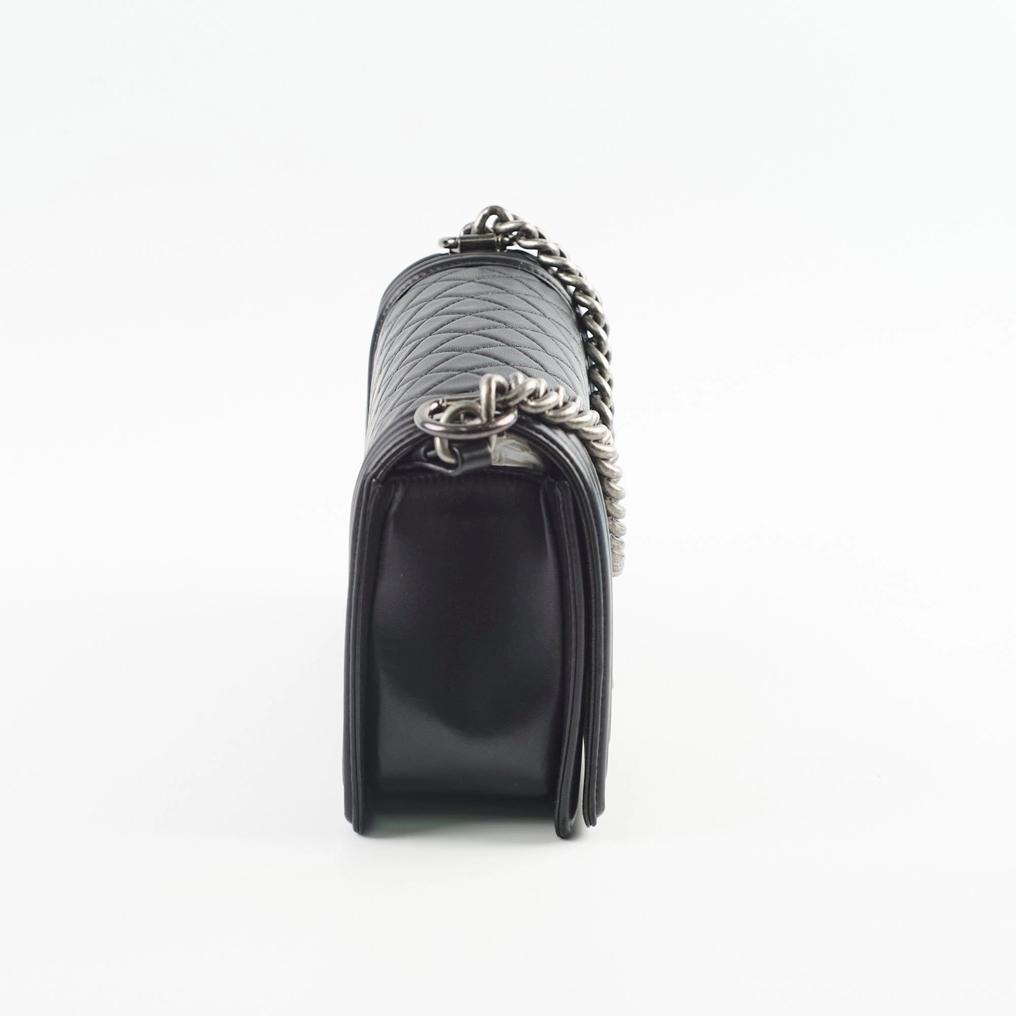 Chanel Old Medium Boy Black