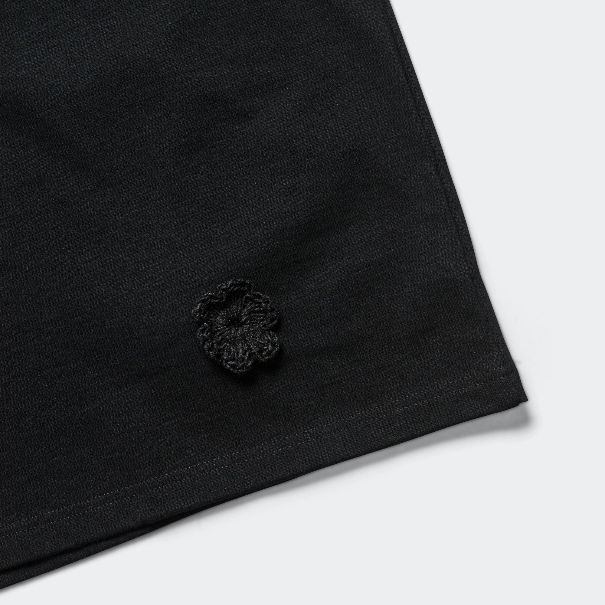 Daisy Standard Tee - Black Soft Roots Jersey