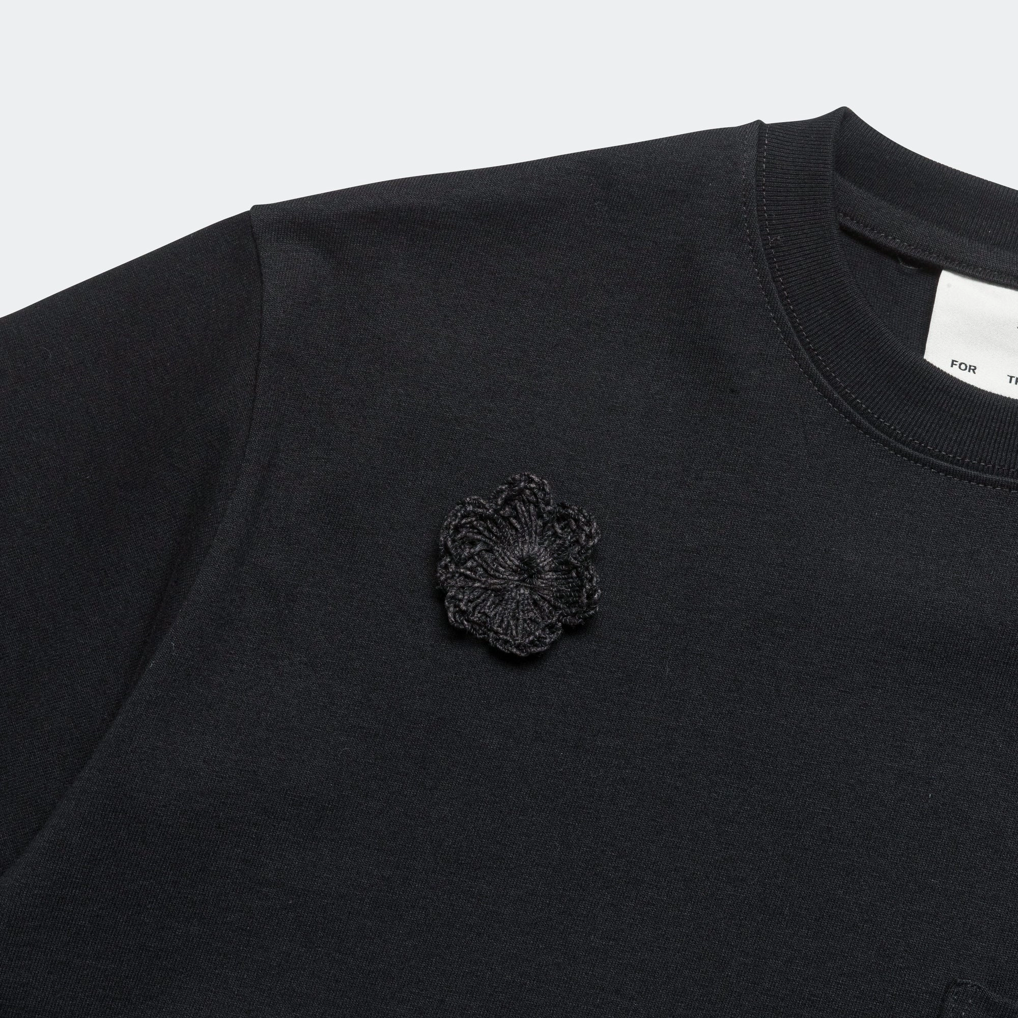 Daisy Standard Tee - Black Soft Roots Jersey