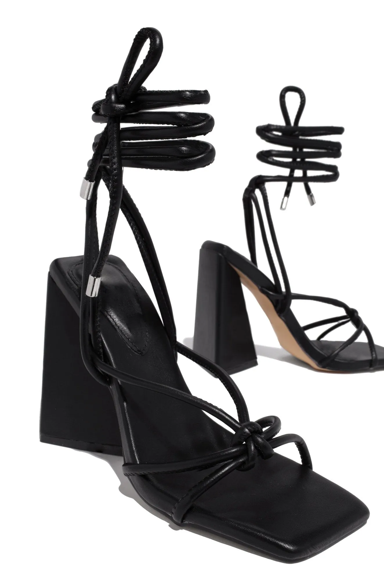 Danielle Heels- Black