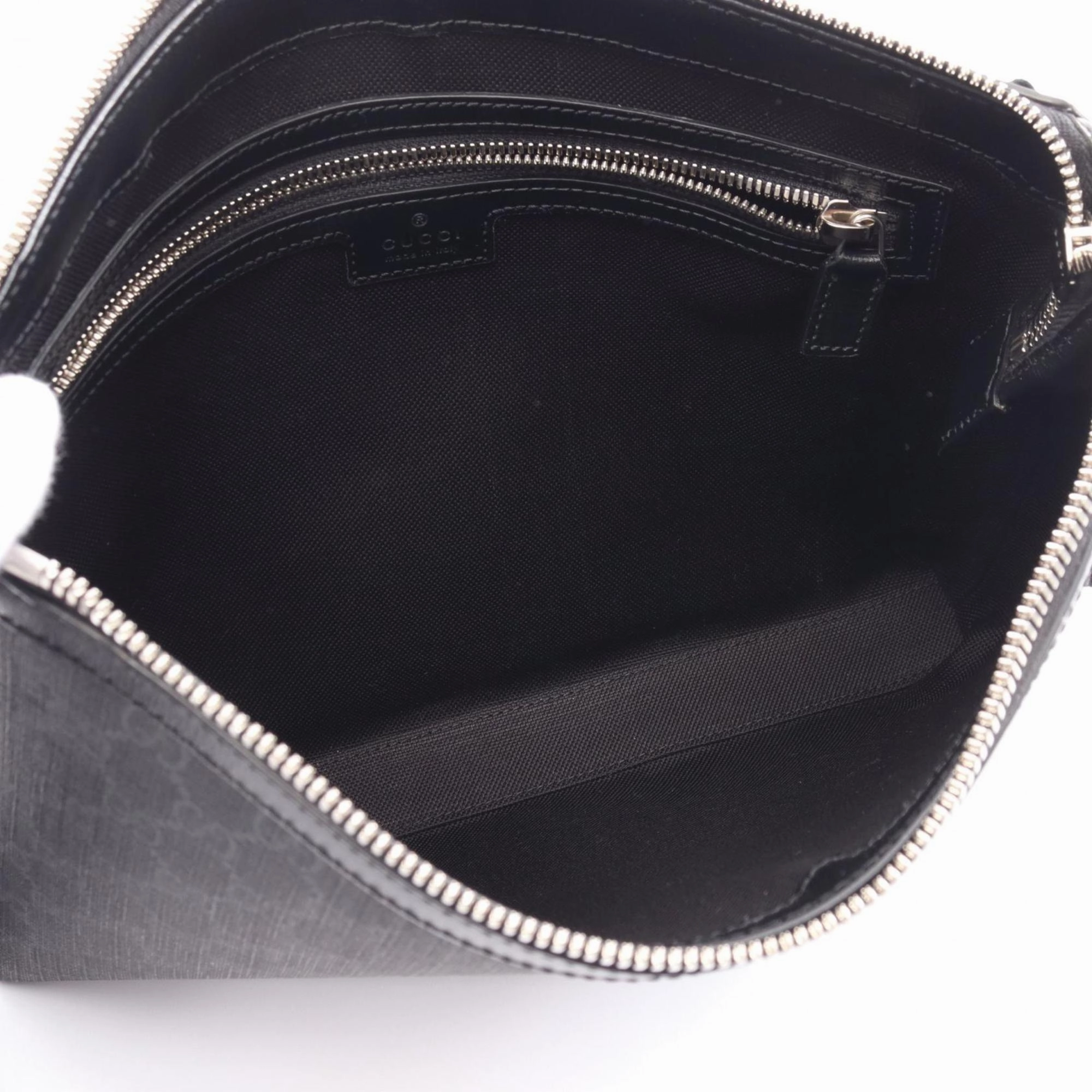 Gucci   Pvc Coated Canvas Leather Shoulder Bag (Pre-Owned)