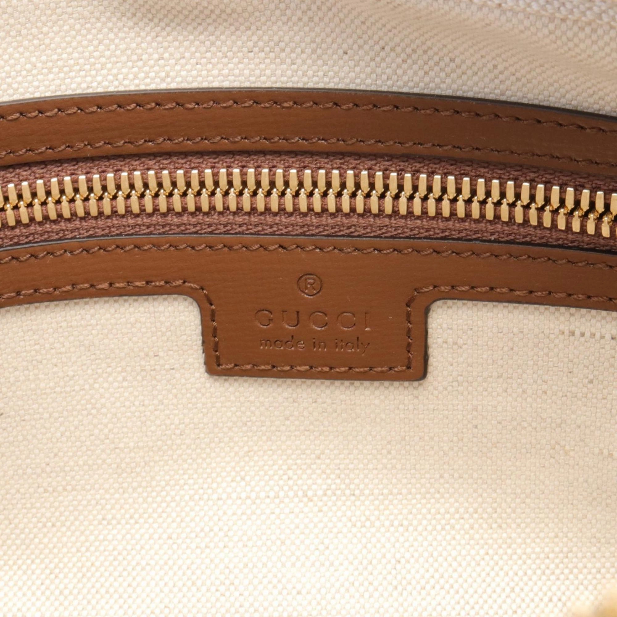 Gucci   Pvc Coated Canvas Leather Shoulder Bag (Pre-Owned)