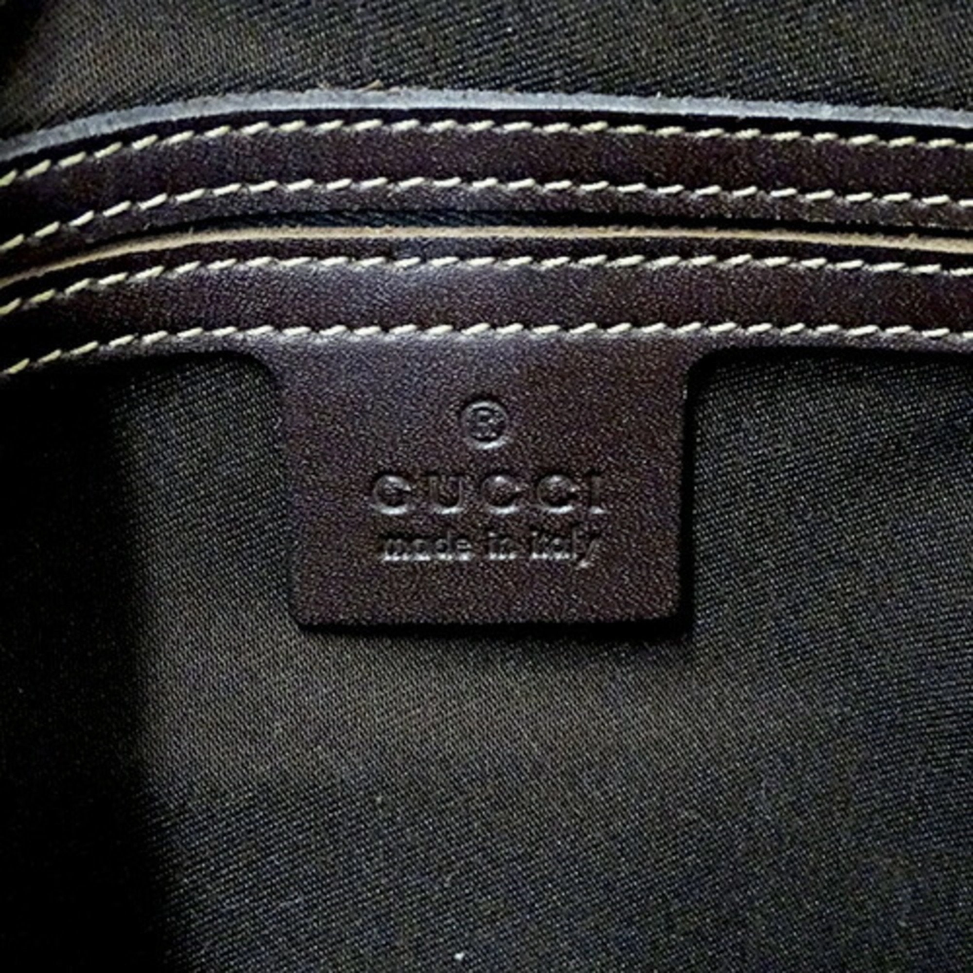 Gucci Gg Supreme  Canvas Shoulder Bag ()