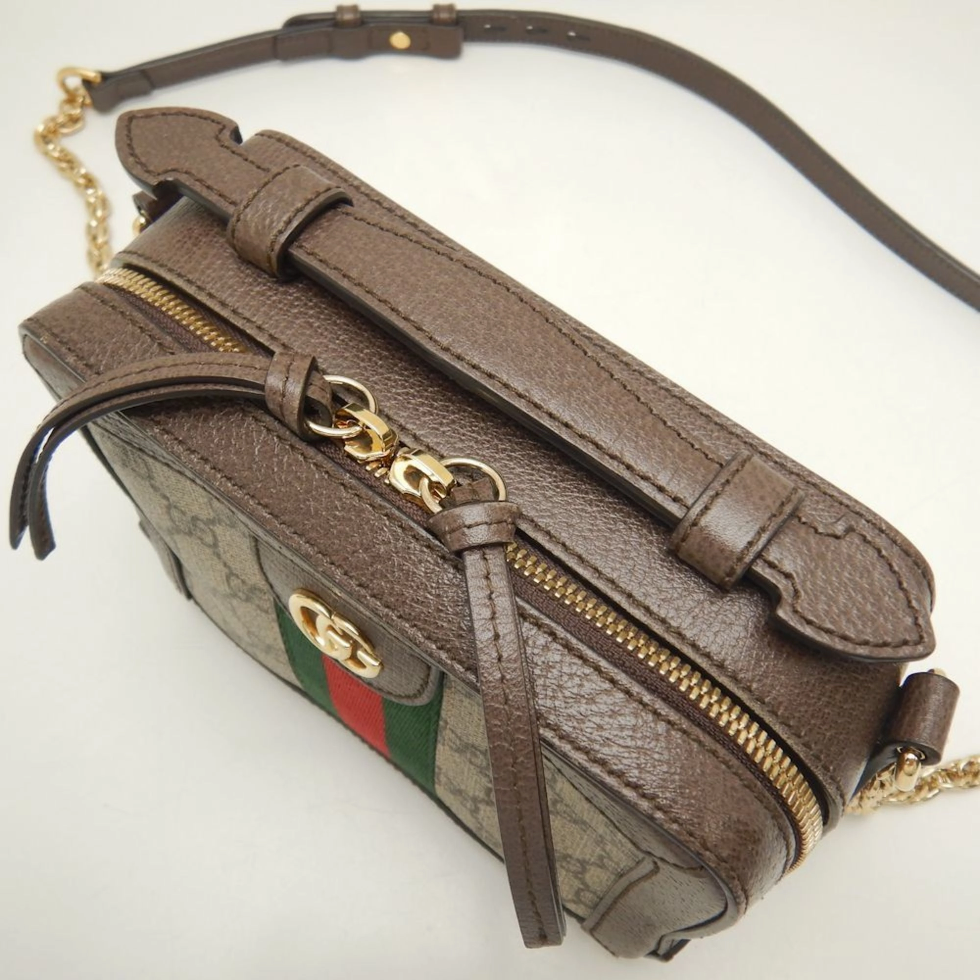 Gucci  Gg Supreme Shoulder Bag (Pre-Owned)