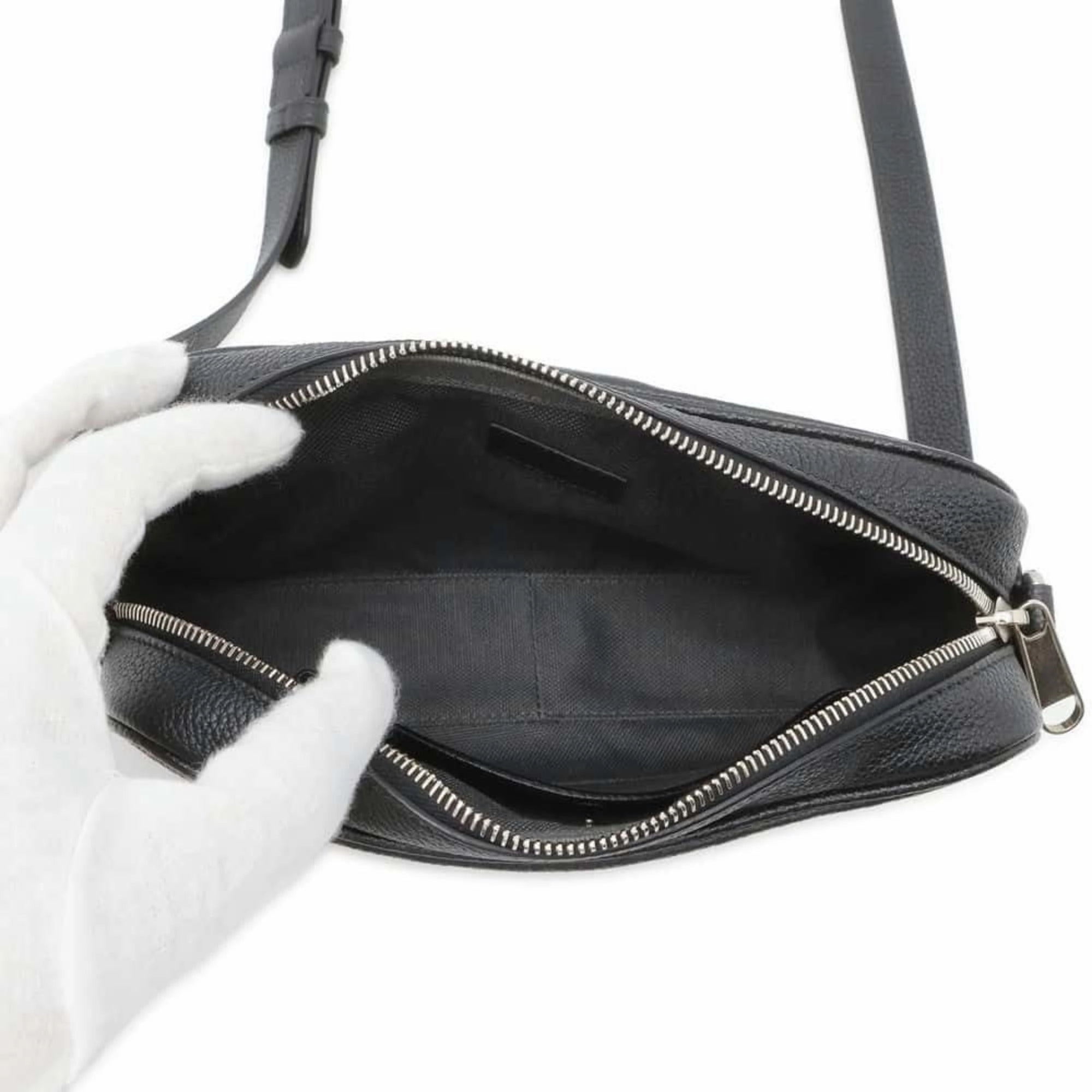 Gucci  Leather Shoulder Bag (Pre-Owned)