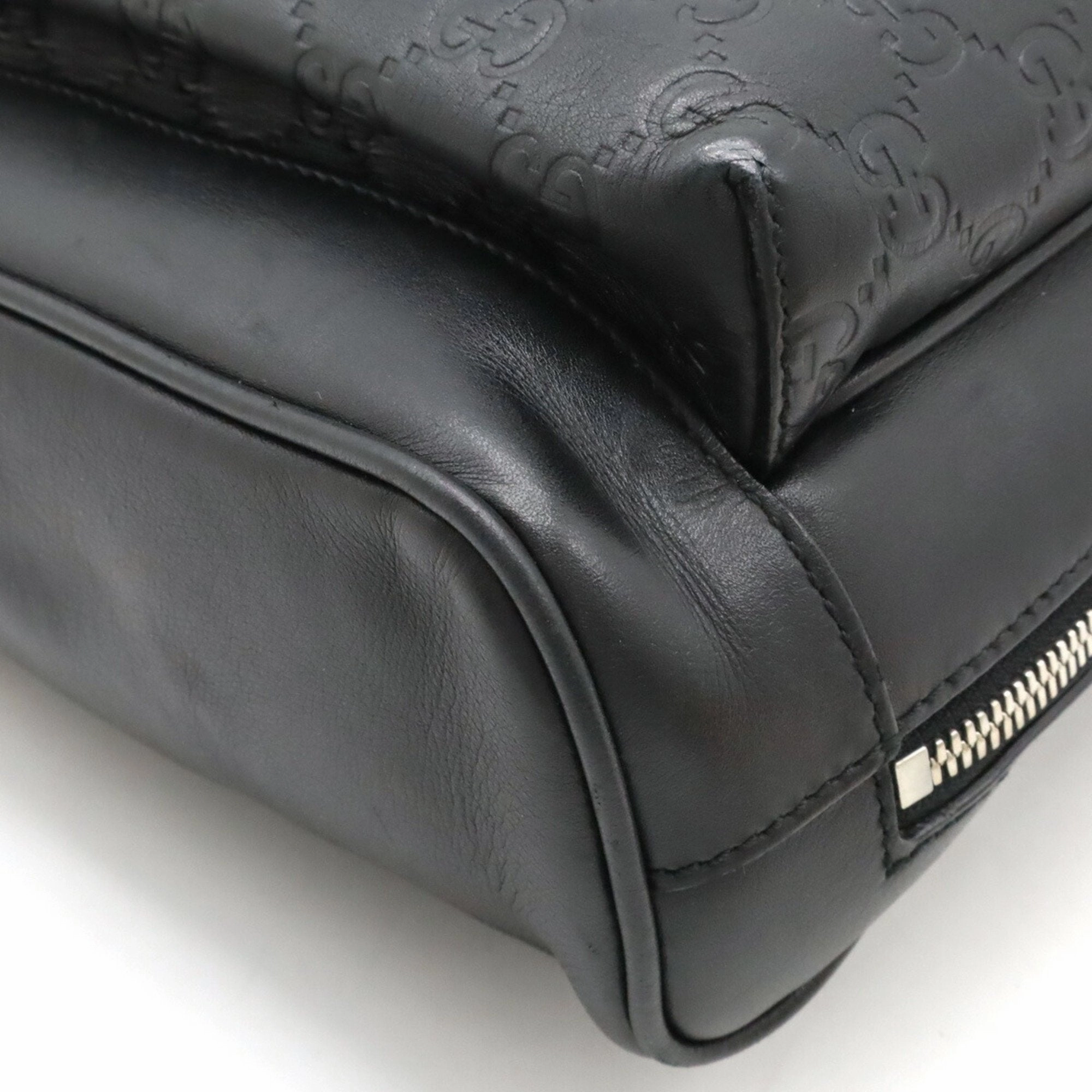 Gucci  Leather Shoulder Bag Sling Bag (Pre-Owned)