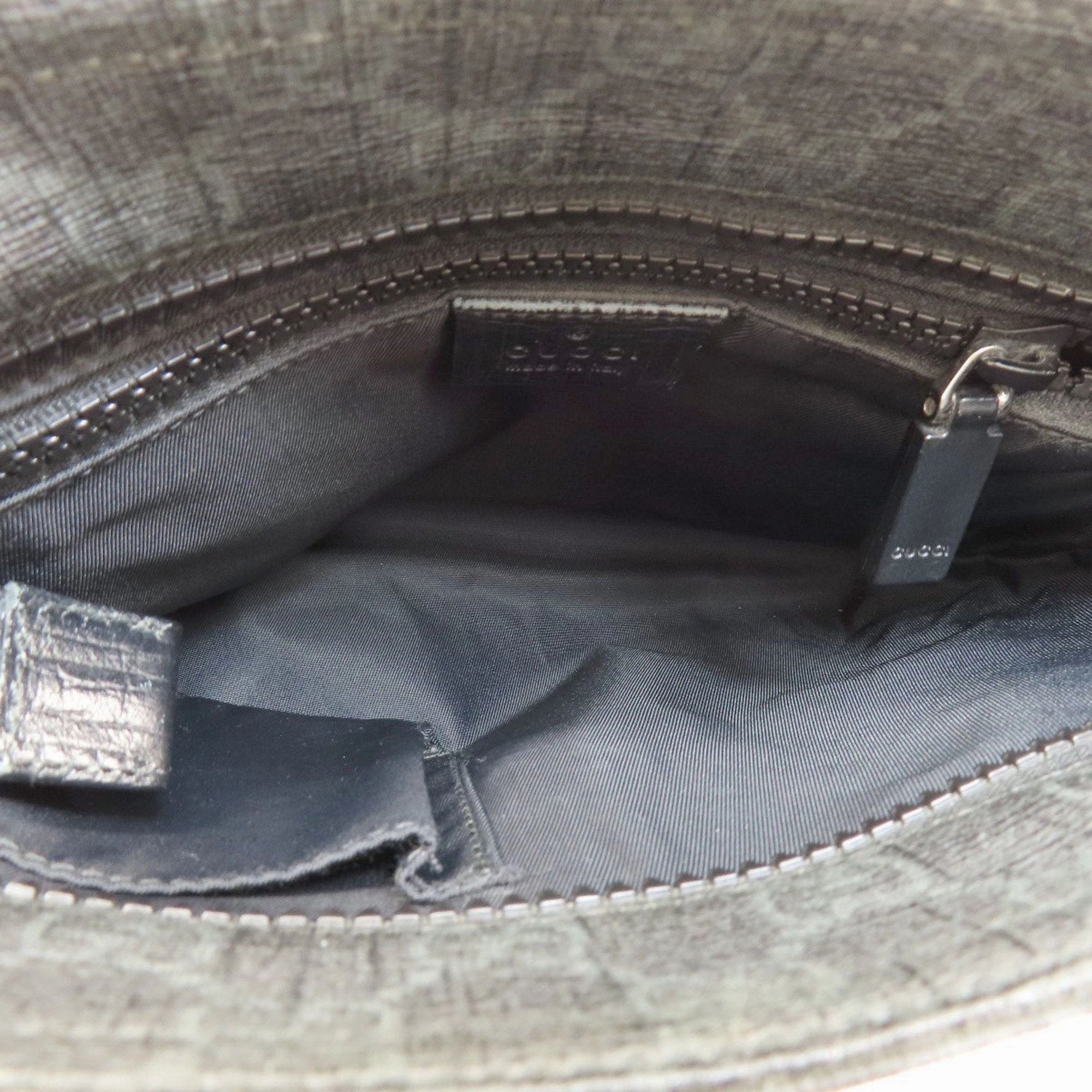 Gucci  Pvc Shoulder Bag (Pre-Owned)