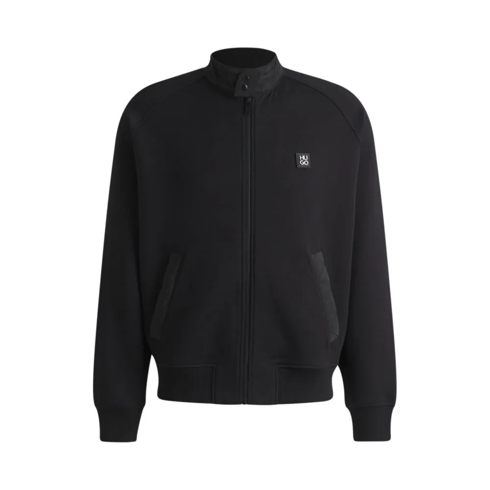 Jacket with contrast trims