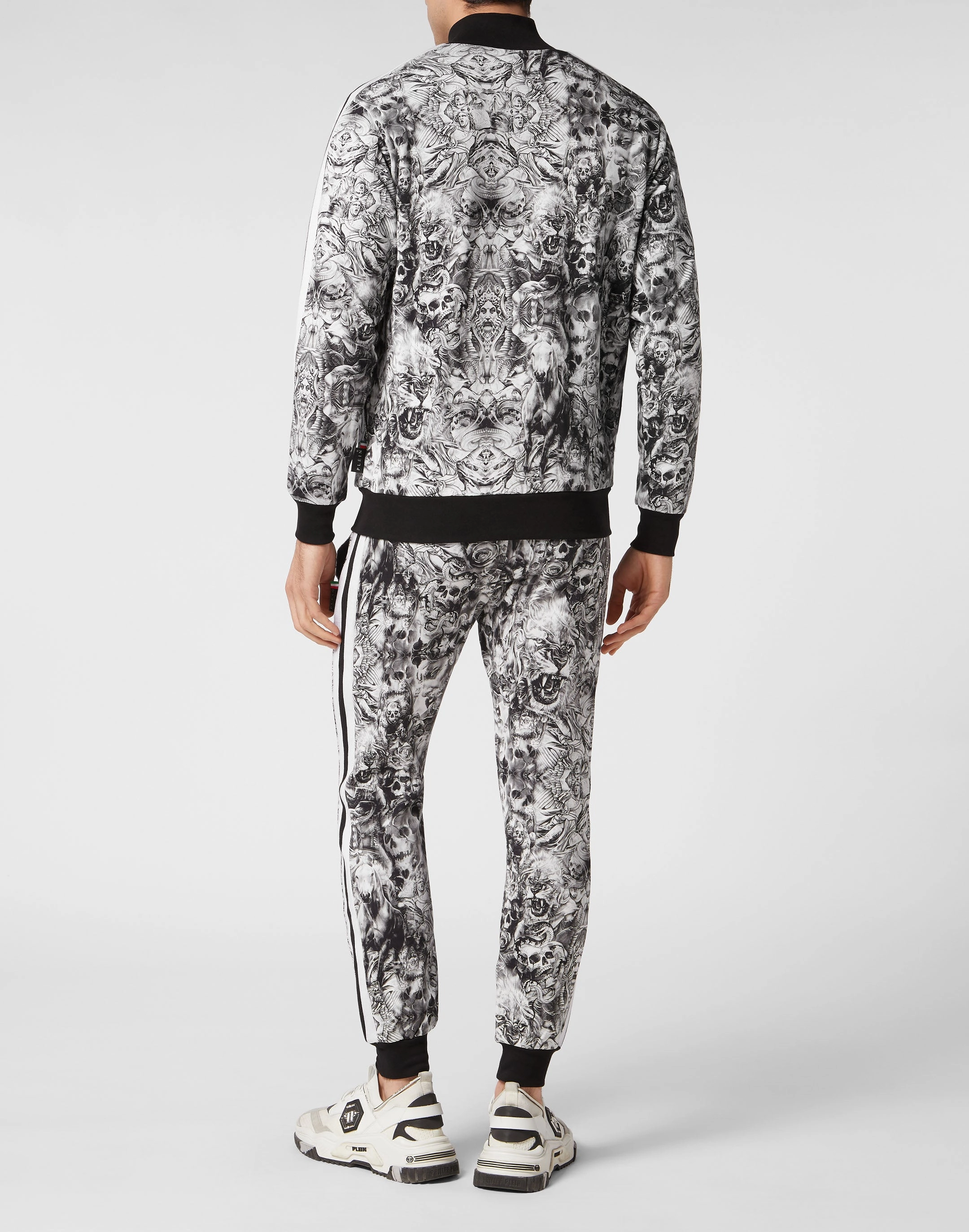 Jogging Tracksuit: Top/Trousers Tattoo