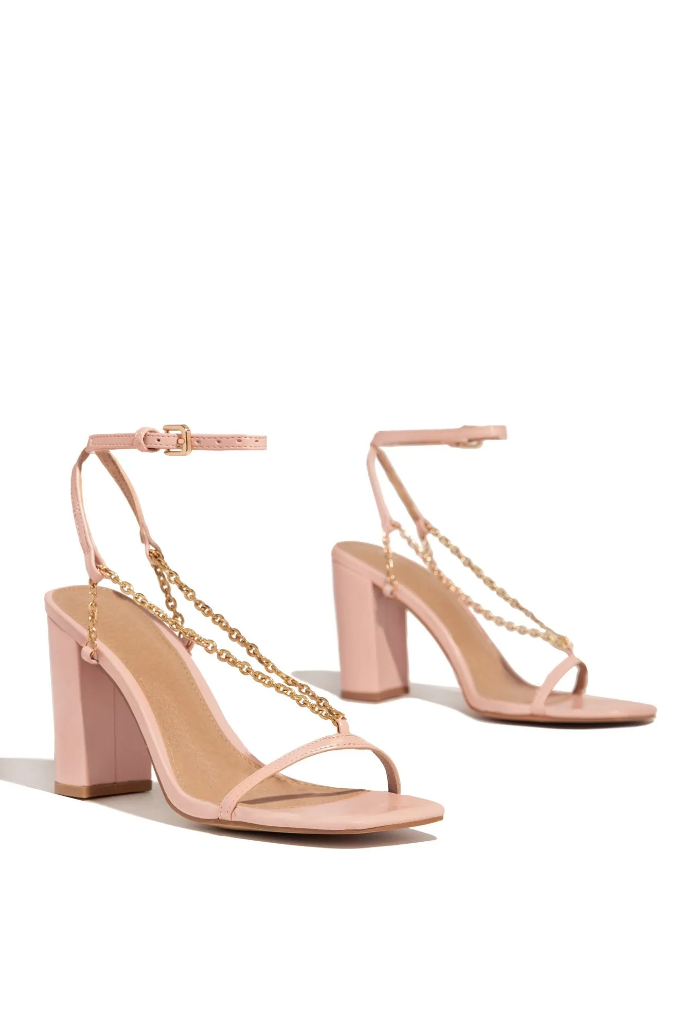 Kaila Heels-Nude
