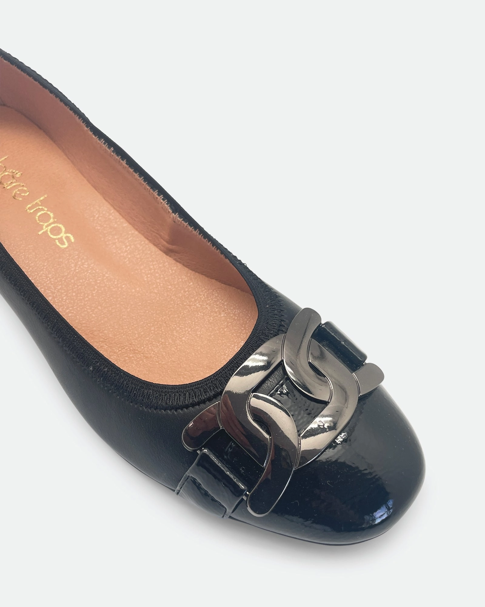 Larella Black