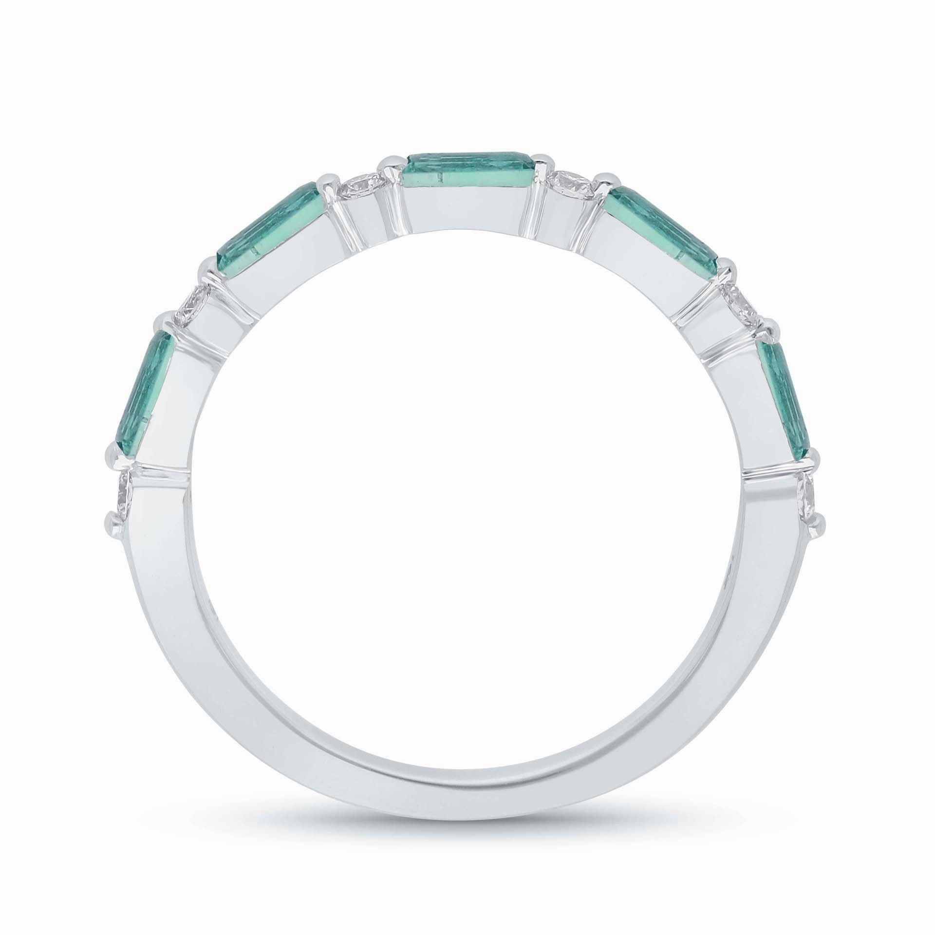 Lia Ring - WG