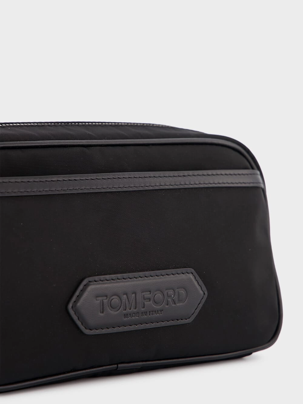Logo-Patch Leather-Piped Small Washbag