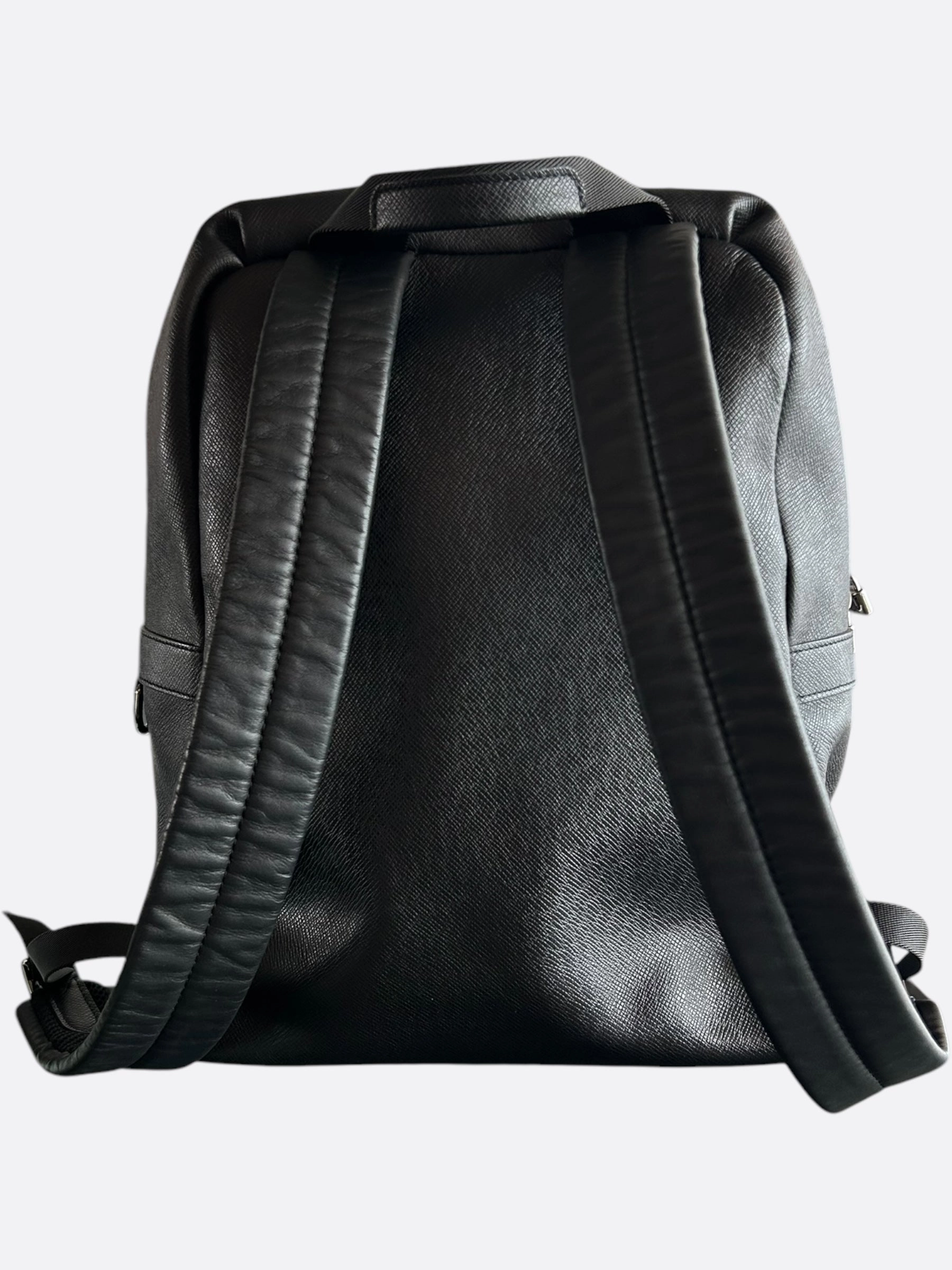 Louis Vuitton Black & White Taigarama Spellout Discovery Backpack