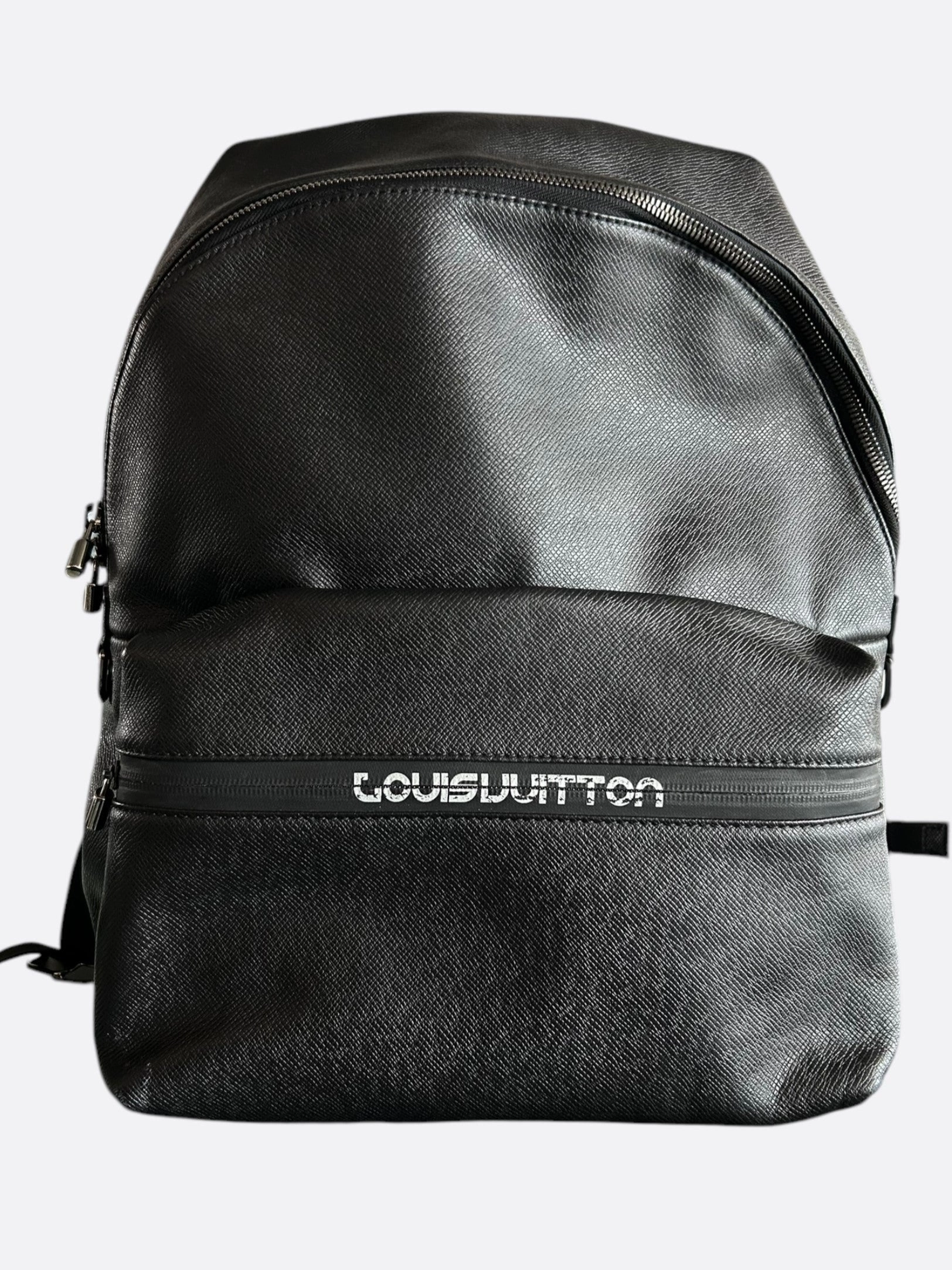 Louis Vuitton Black & White Taigarama Spellout Discovery Backpack