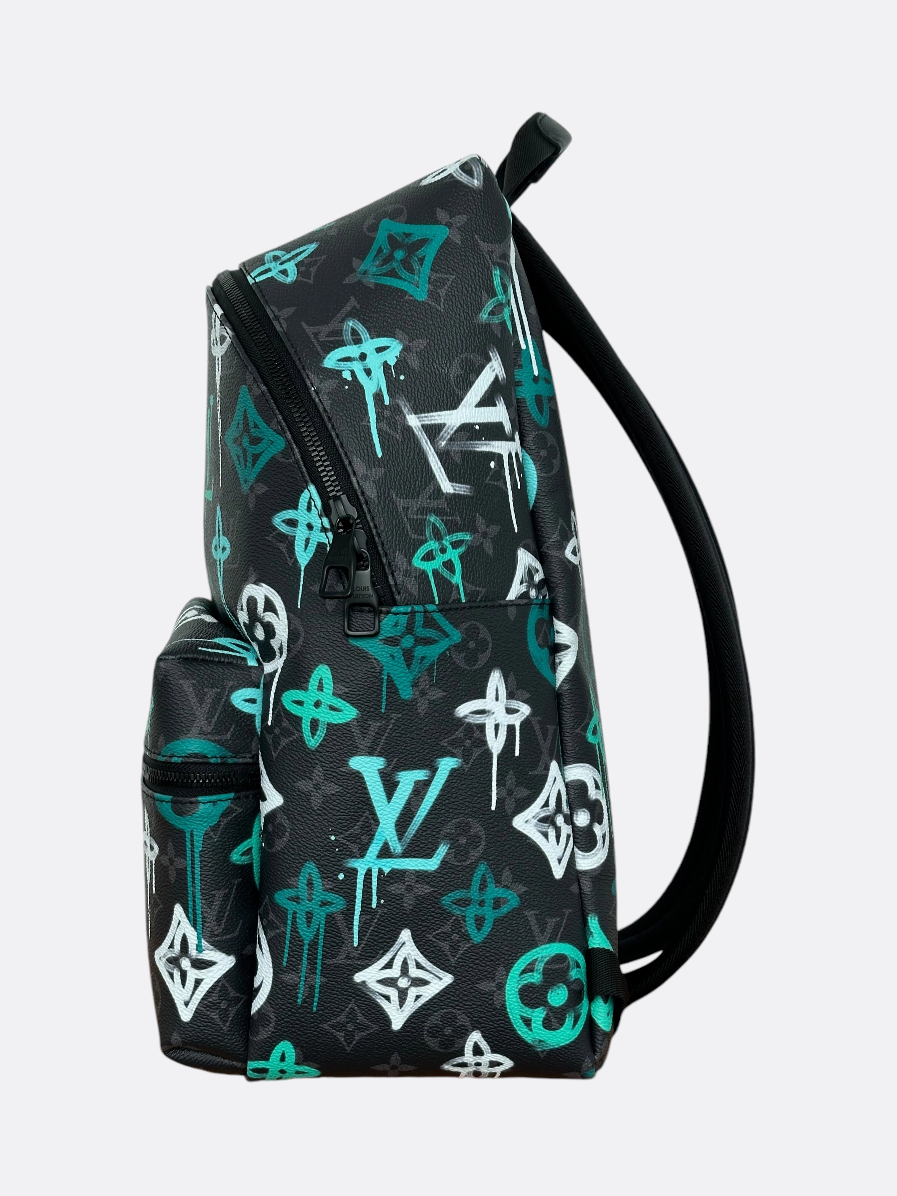 Louis Vuitton Graffiti Monogram Eclipse Discovery Backpack