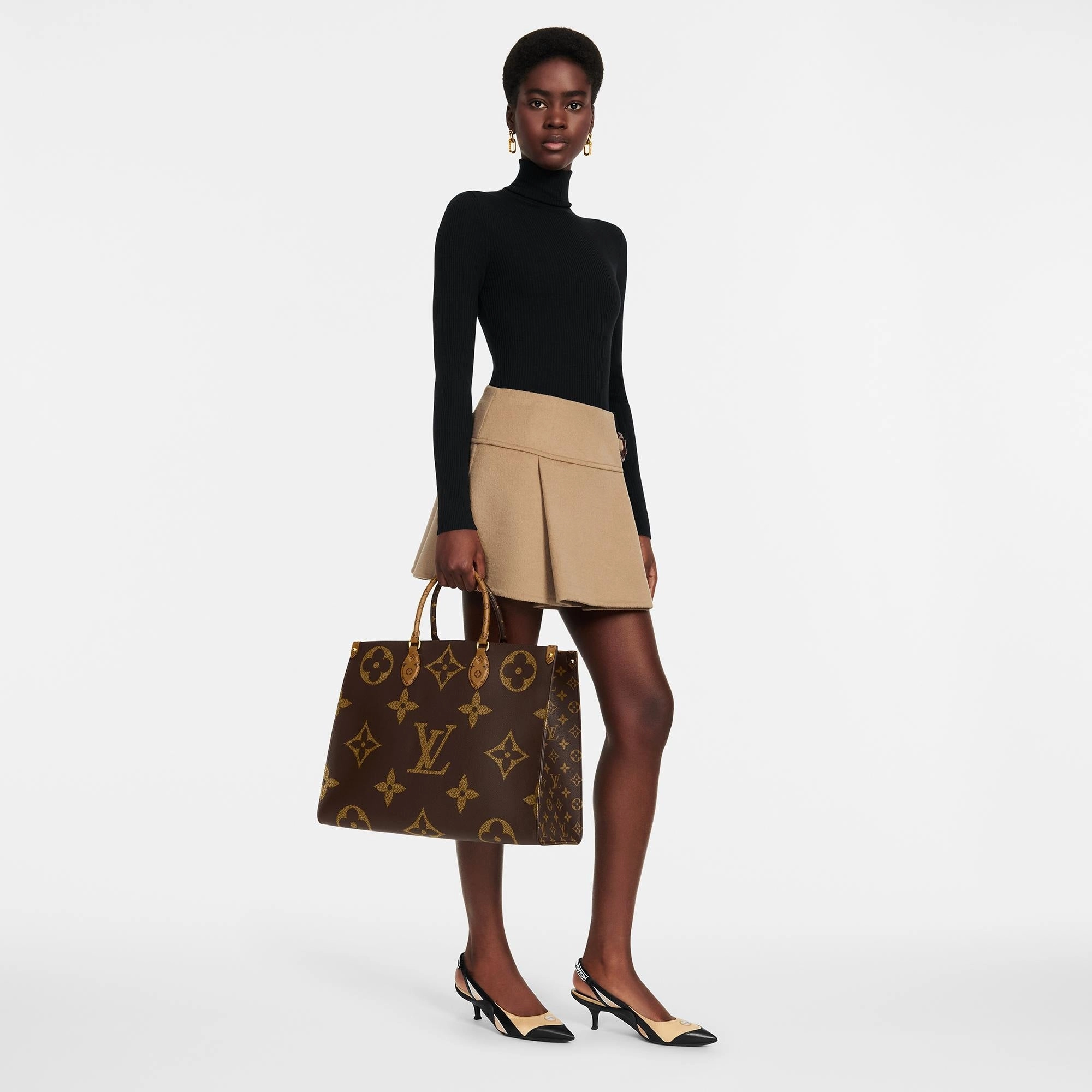 Louis Vuitton Onthego GM Monogram Bag & Voyage Extraordinaire Bandeau