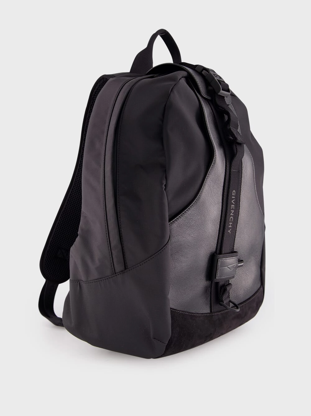Medium G-Trail Backpack
