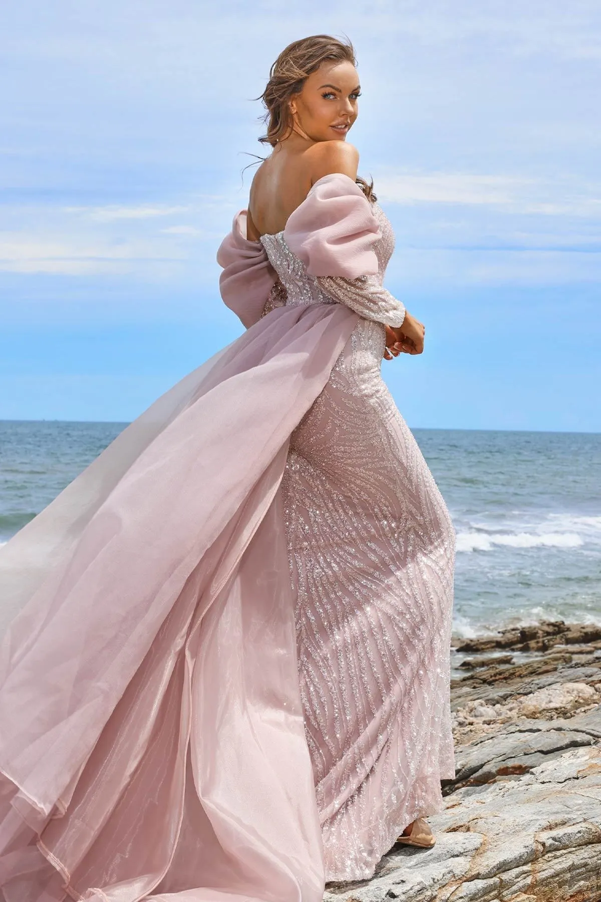 MNM Couture M1051