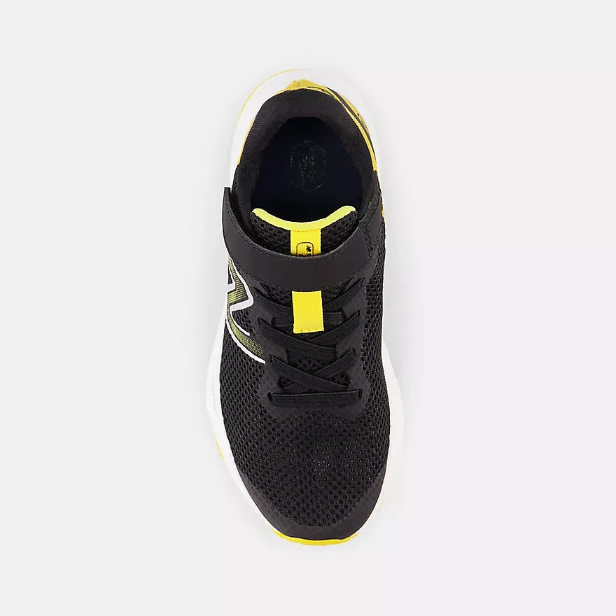 New Balance Black Arishi v4 Bungee Lace Children??s Sneaker