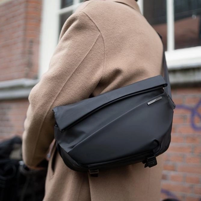 NIID X Urbanature R1 Radiant Urban Sling