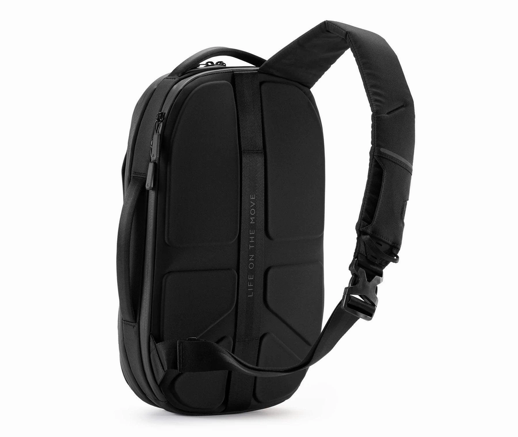 Nomatic Navigator Sling 10L