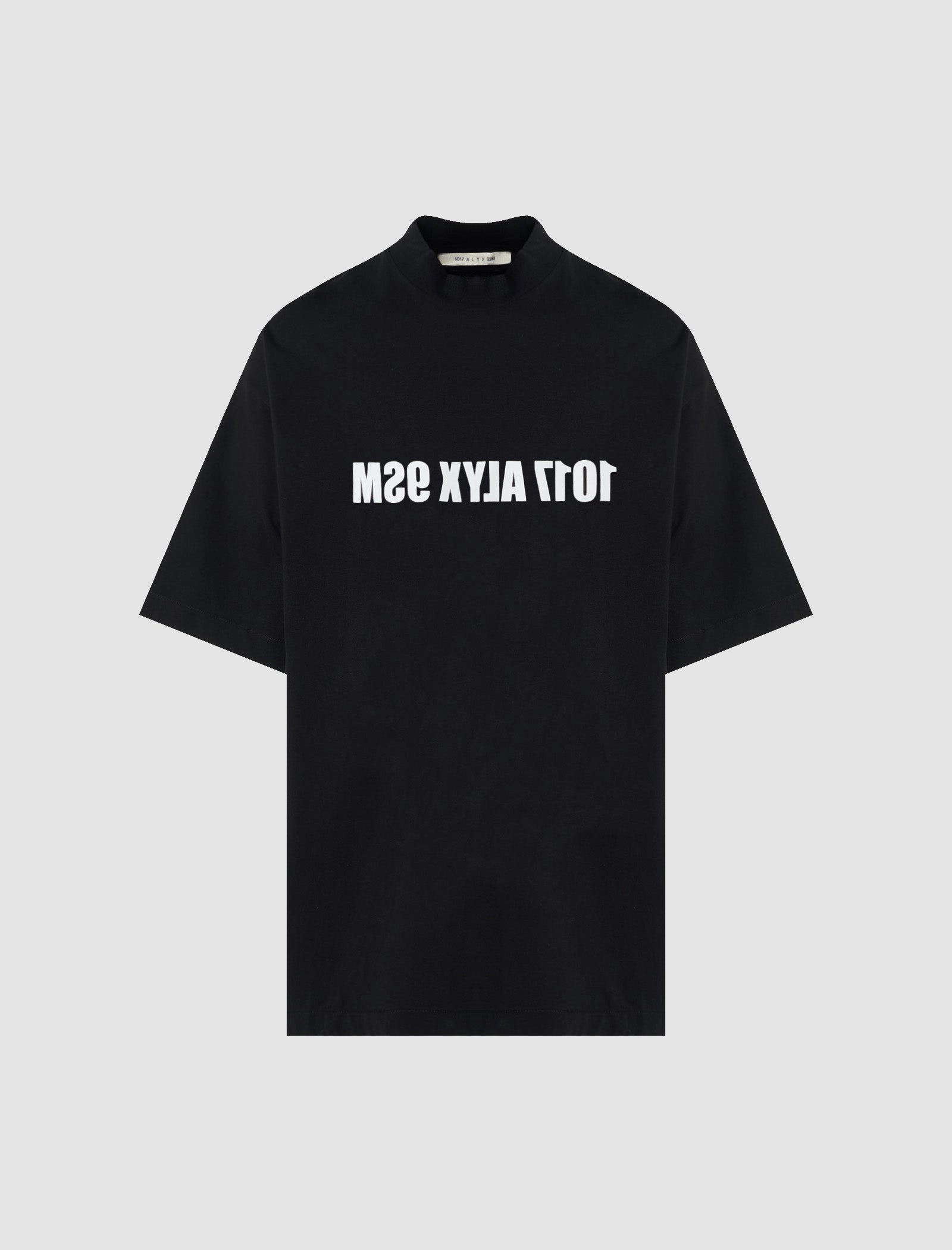 OVERSIZED T-SHIRT