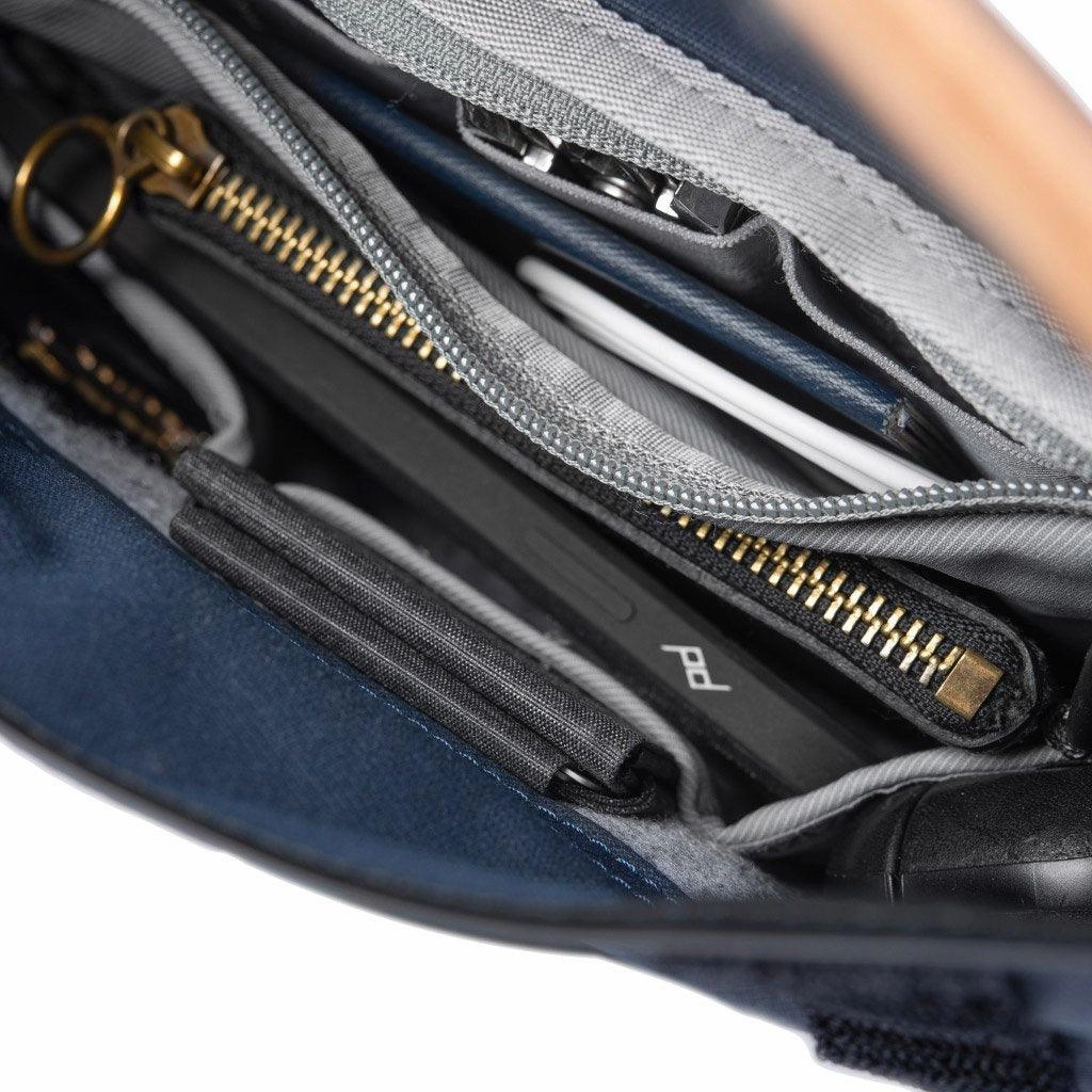 Peak Design Field Pouch V2