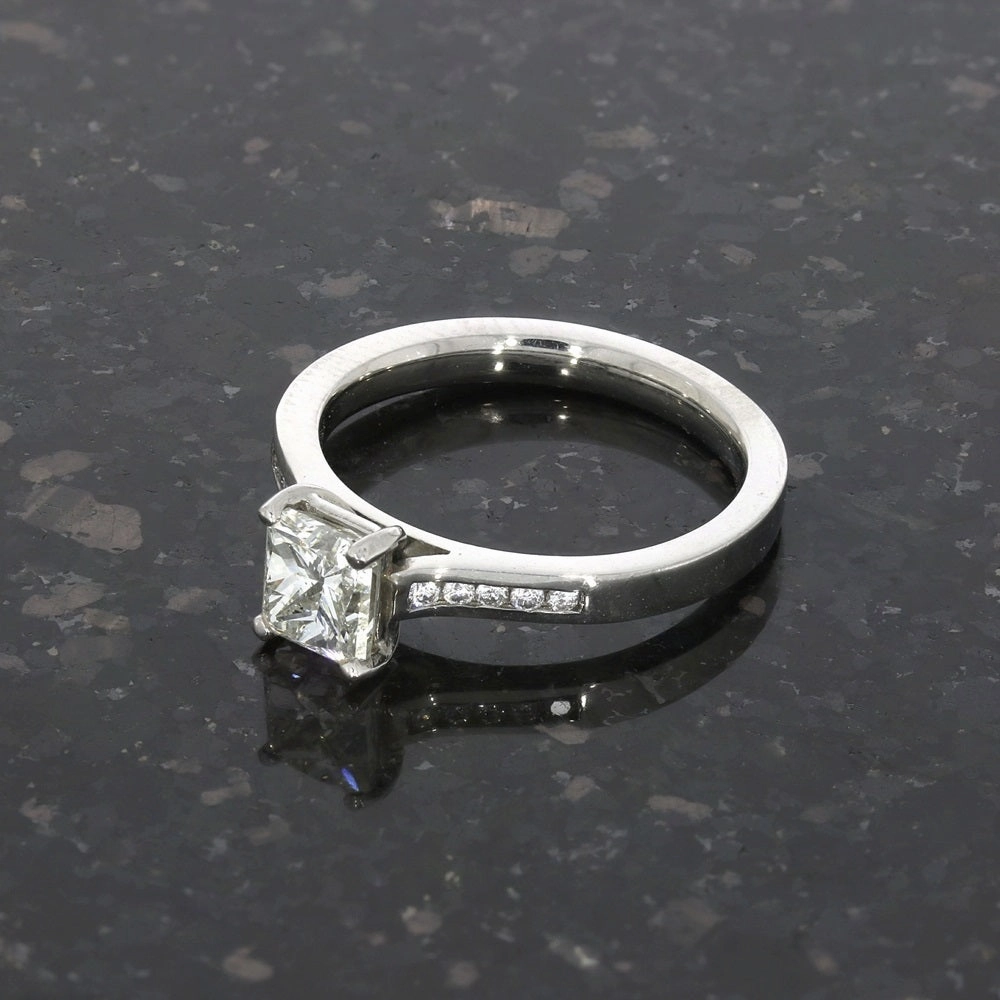 Pre Owned Palladium 1.05cts Princess Cut Diamond Solitaire Ring