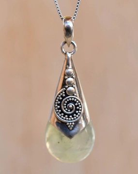 Prehnite Pendant ~ Sterling Silver 925 SMP041