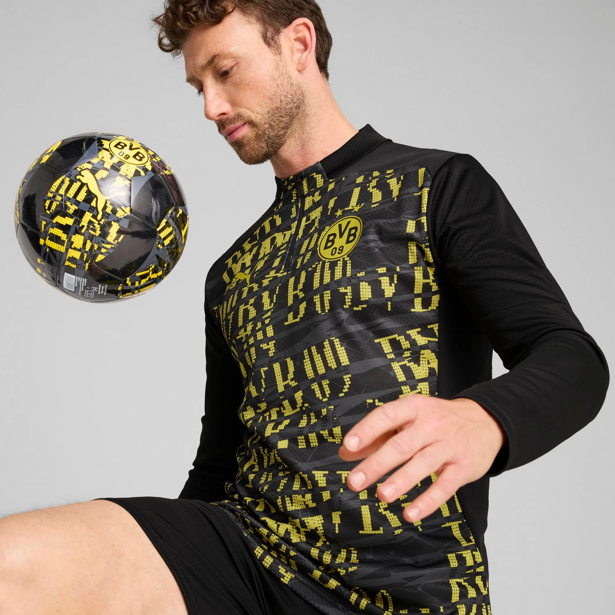 PUMA Men's Borussia Dortmund Pre-Match Quarter-Zip Top
