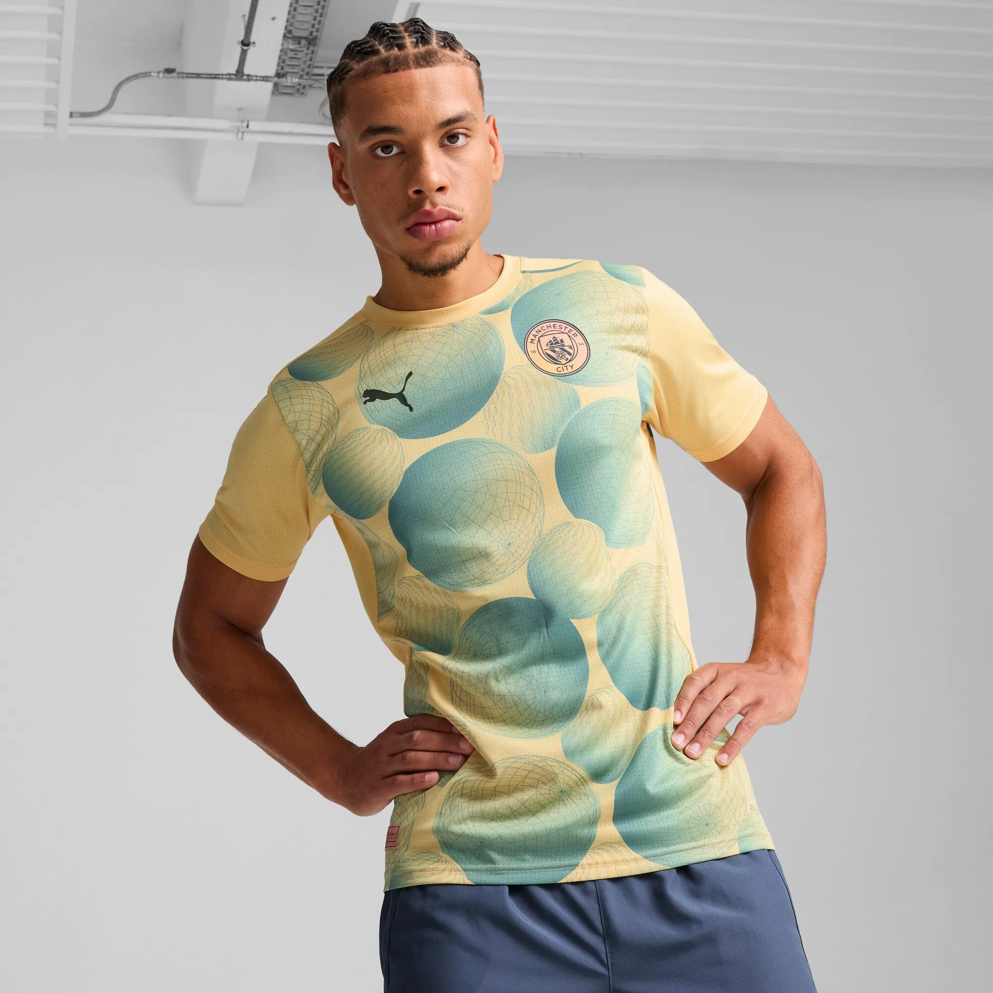 PUMA Men's Manchester City Pre-Match Short Sleeve Jersey
